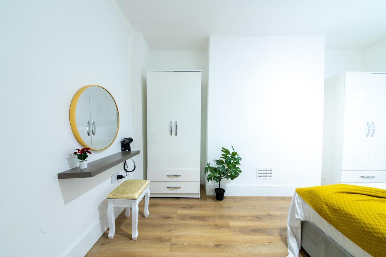 Stylish 2 Bedrooms Little Venice - 44 Apartament Londra