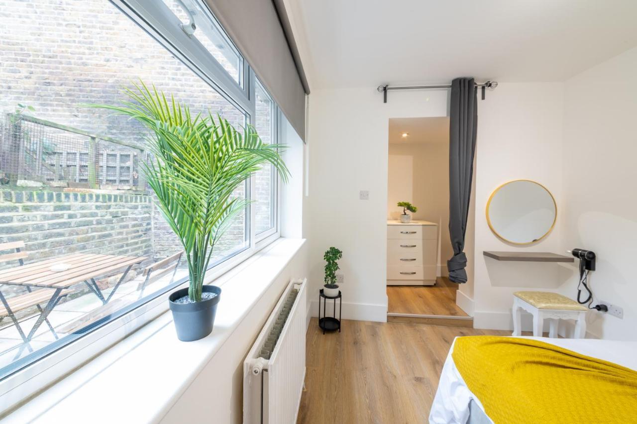 Stylish 2 Bedrooms Little Venice - 44 * London