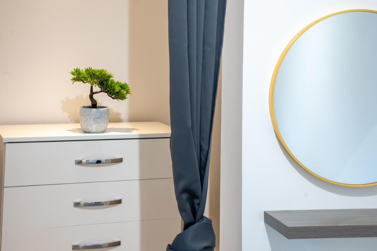 Stylish 2 Bedrooms Little Venice - 44 * London