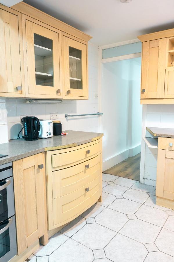 Stylish 2 Bedrooms Little Venice - 44 Apartment London